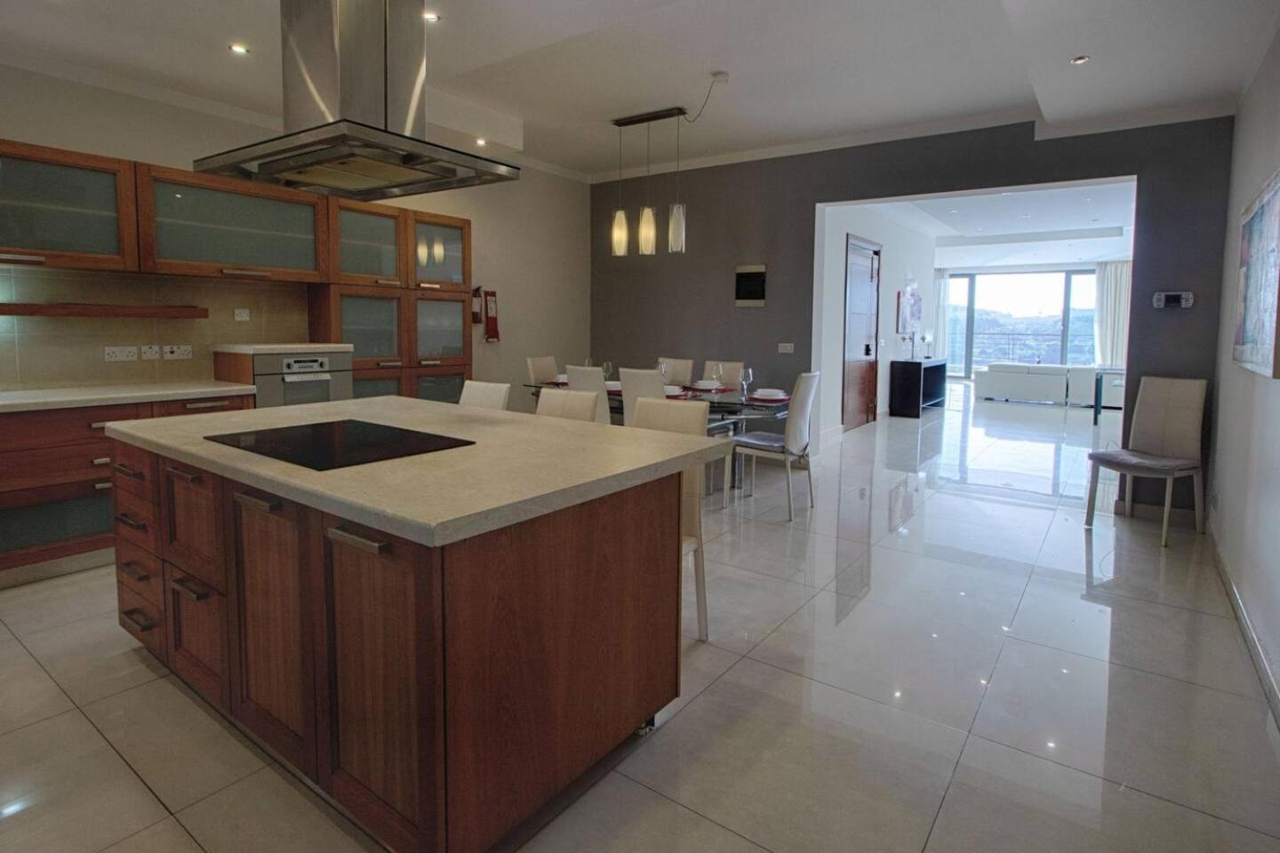 The Strand Apartments By Homely Sliema Luaran gambar