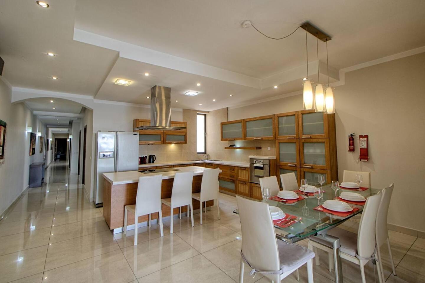 The Strand Apartments By Homely Sliema Luaran gambar