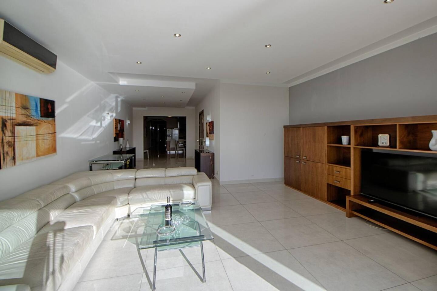 The Strand Apartments By Homely Sliema Luaran gambar