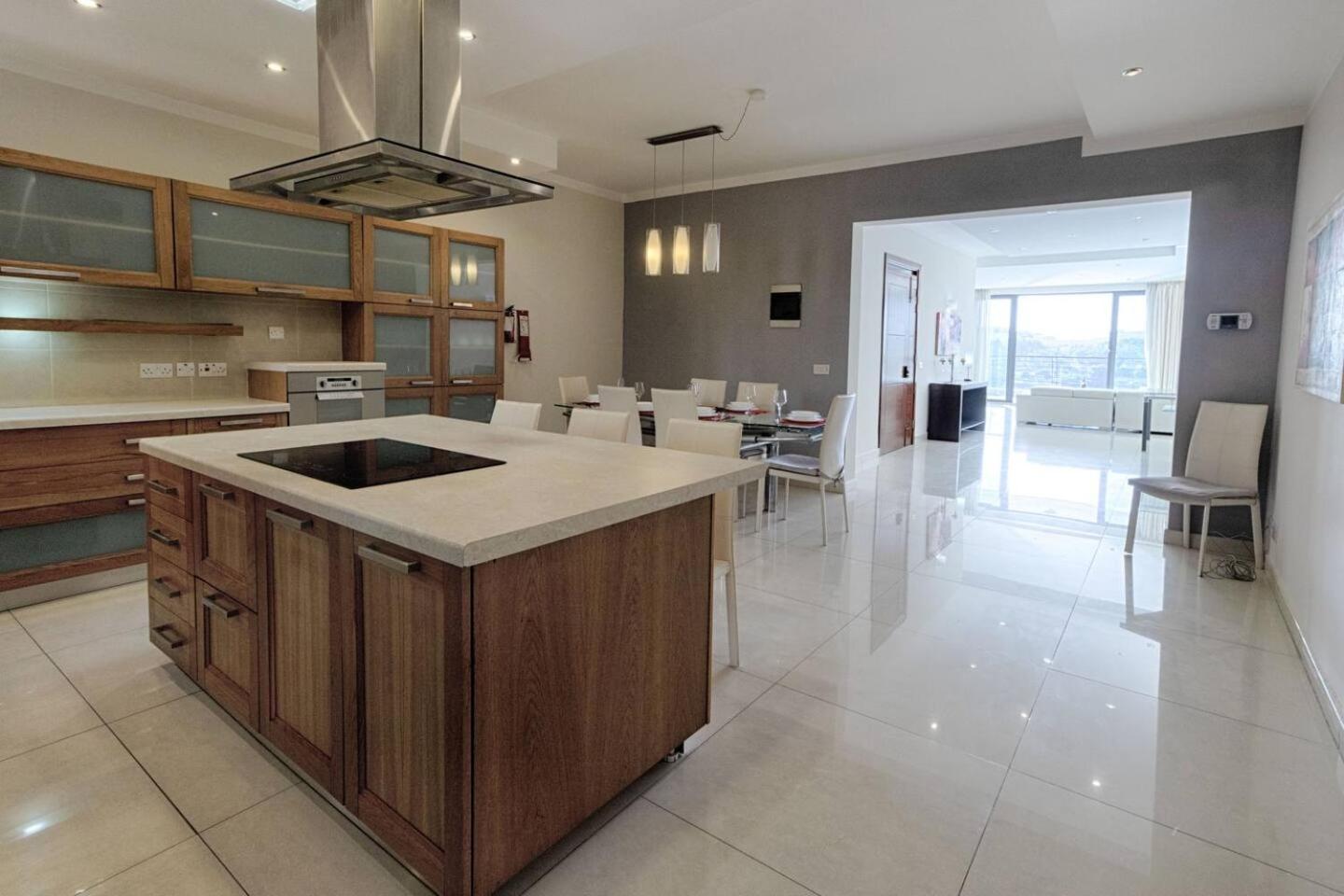 The Strand Apartments By Homely Sliema Luaran gambar